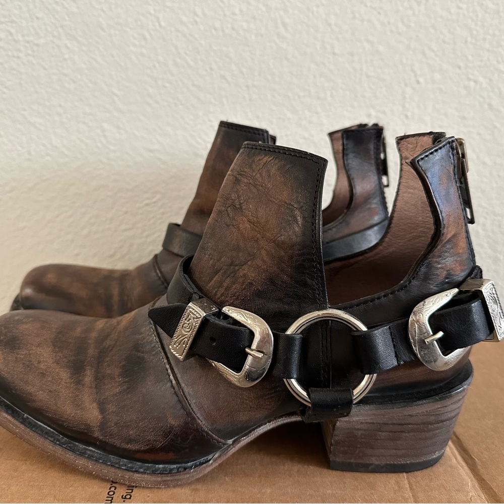 Freebird Truce booties